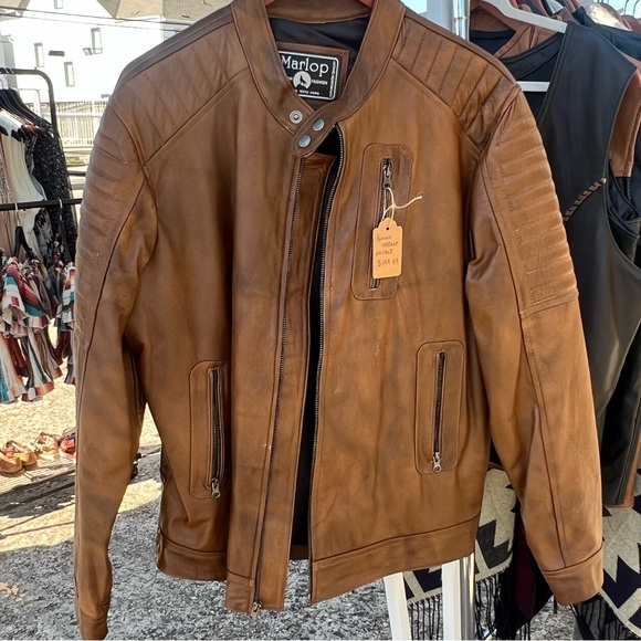 Men’s Leather Jacket - Picture 3 of 5